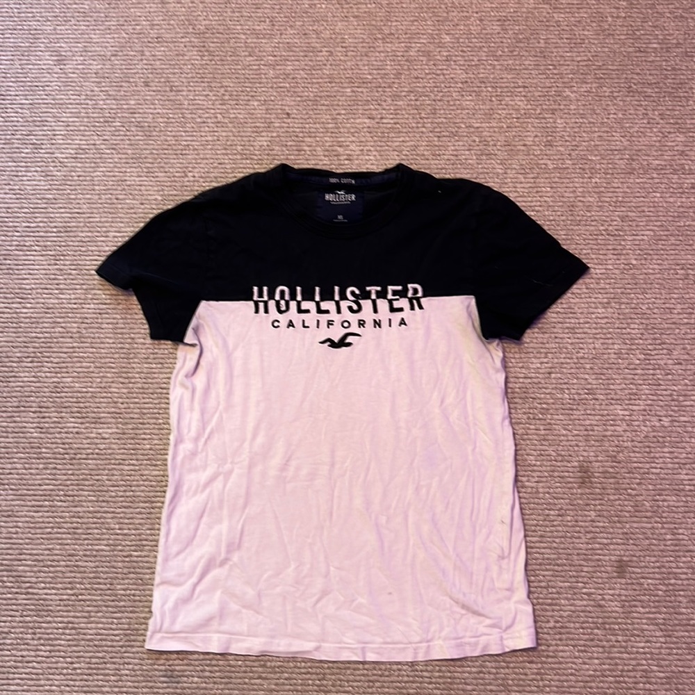 hollister graphic t